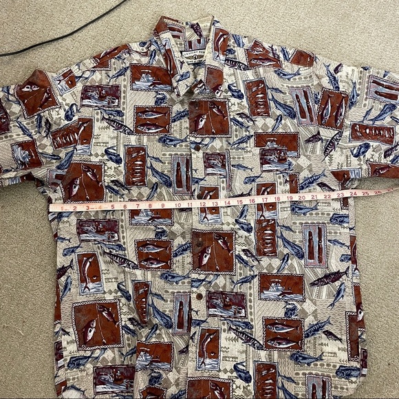 Straight Down Fishing Button Up Shirt Size XL - Picture 6 of 6